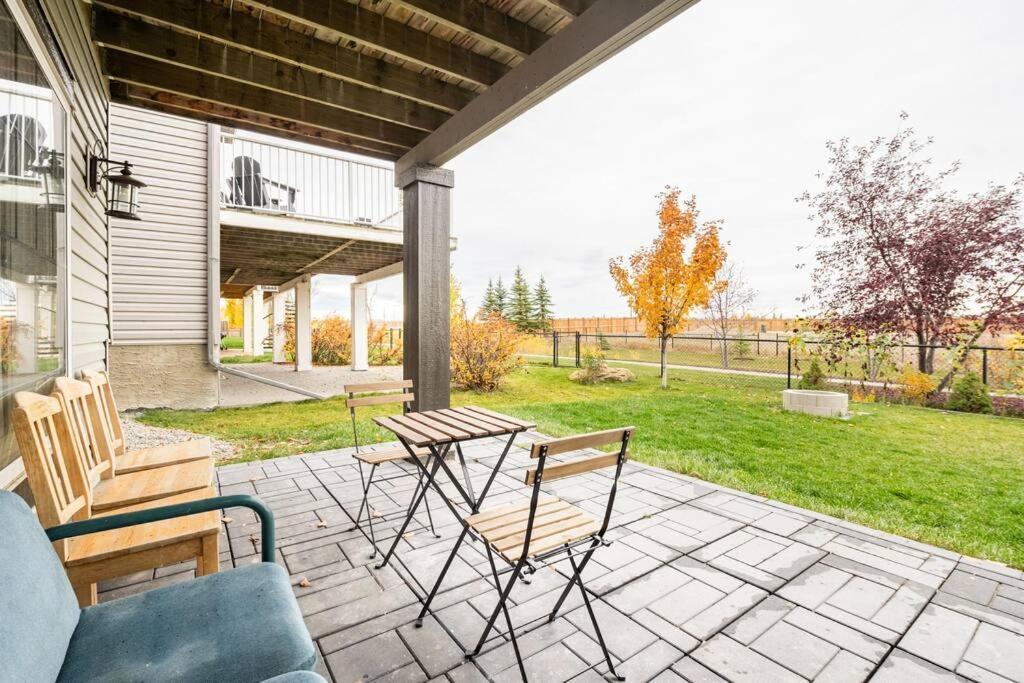 Apartamento New&Stylish&Cozy Suit Near Spruce Meadows Sleeps 6- Backyard-Ev YYC Exterior foto